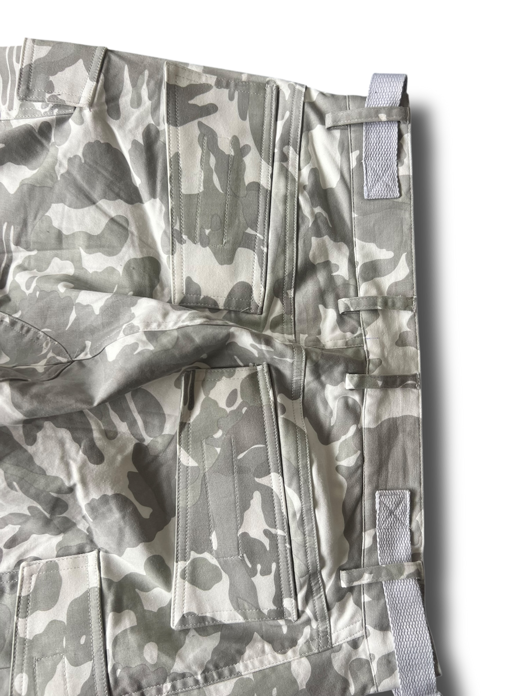 Far from What camo kalhoty