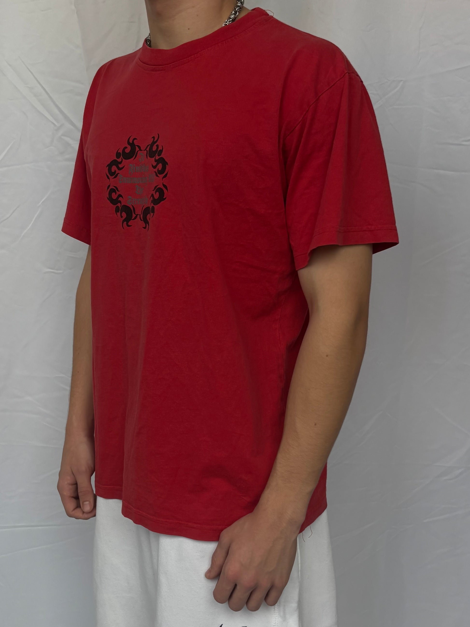 Y2K tribal graphic tričko