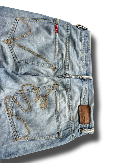 2000s baggy Ecko jorts