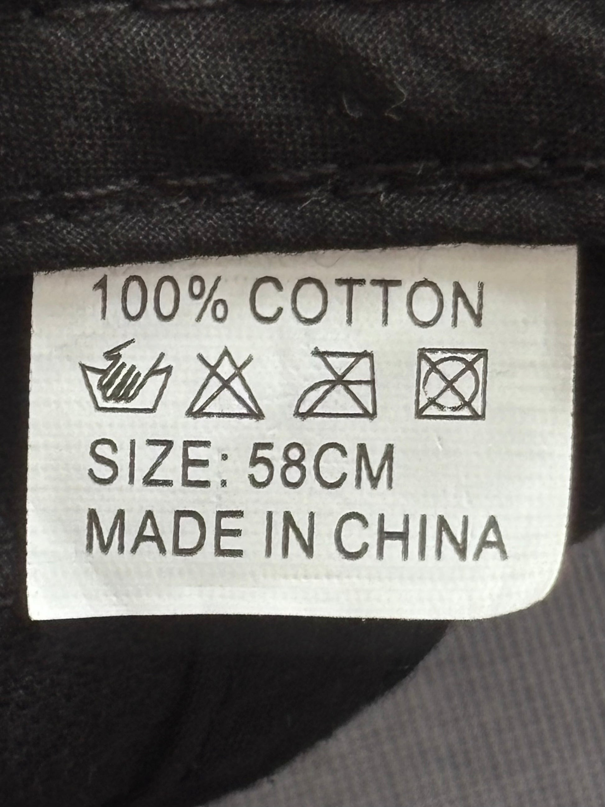 Y2K tribal LED kšiltovka