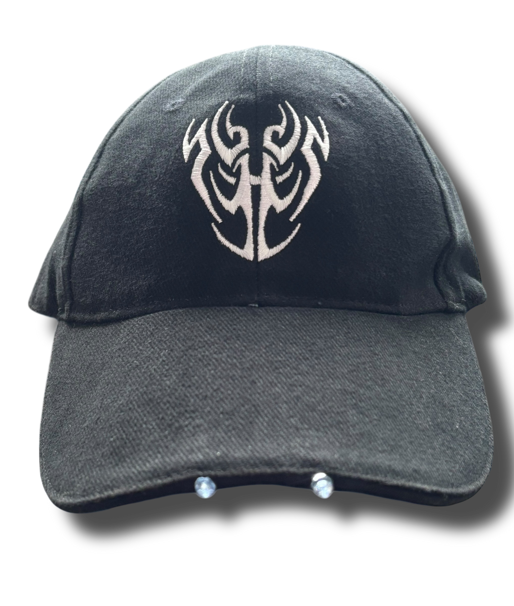 Y2K tribal LED kšiltovka