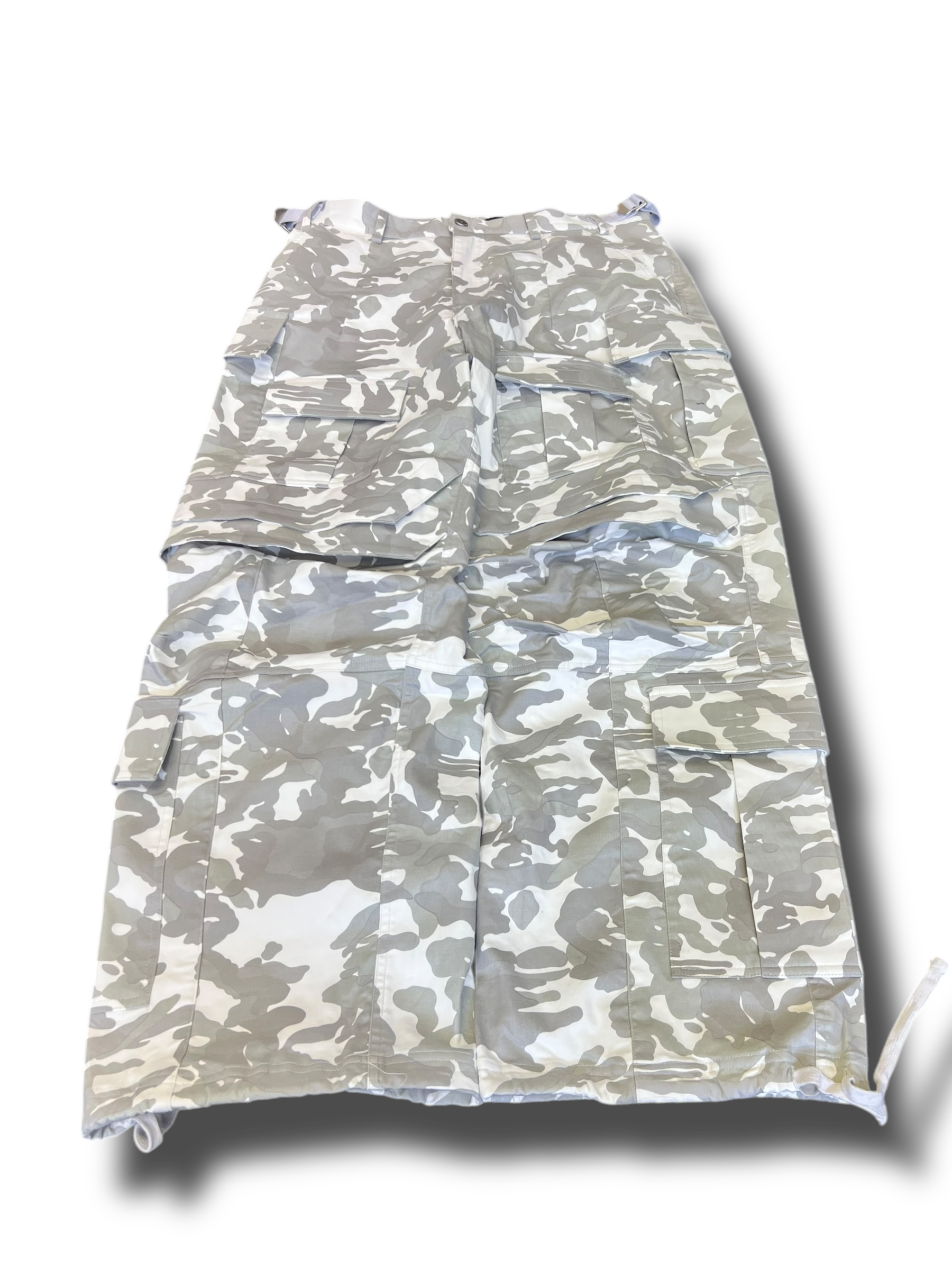 Far from What camo kalhoty